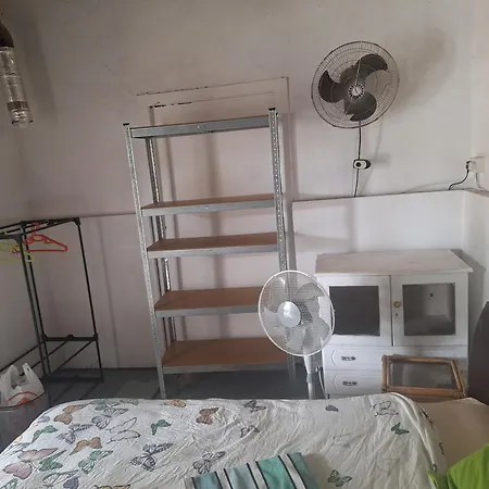 With Private Entrance From Outside, Traditional House * Λιβάδια